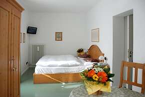 Hotel Oasi