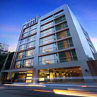 Amora NeoLuxe Hotel