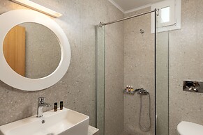 Apollo Apartments