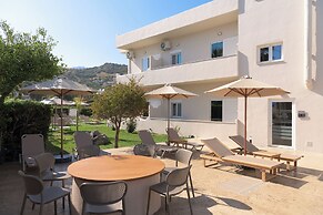 Apollo Apartments