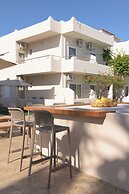 Apollo Apartments