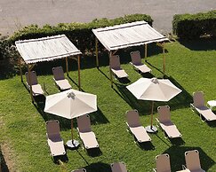 Apollo Apartments