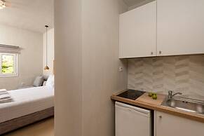 Apollo Apartments