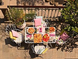 Melinas Boutique Hotel