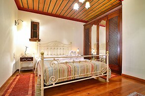 Melinas Boutique Hotel