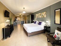Eden Beach Resort