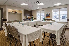 Travelodge Suites by Wyndham Estevan