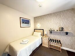 Deincourt Hotel