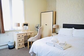 Deincourt Hotel