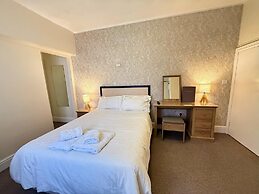 Deincourt Hotel
