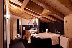 Luxury Chalets & Apartments by MX Zermatt
