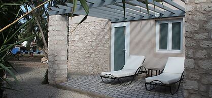 Villa Daba