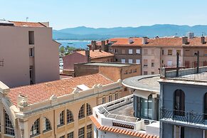 Le 21 Hotel