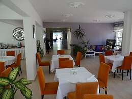 Pinar Hotel
