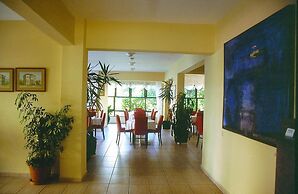 Pinar Hotel