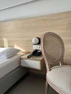 Catherine Hotel