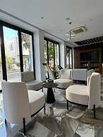 Catherine Hotel