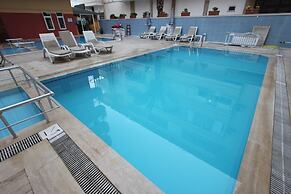 Elegant Baronessa Apart Hotel