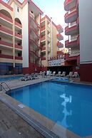 Elegant Baronessa Apart Hotel