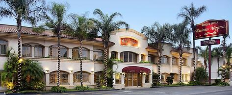 Hotel & Suites Quinta Magna