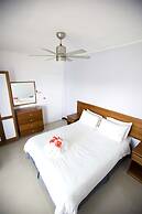 Madang Lodge Hotel