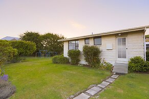 AAA Thames Court Motel