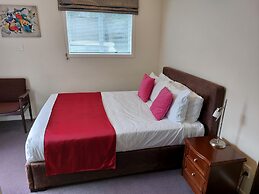 Eden Park Motel