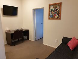 Eden Park Motel