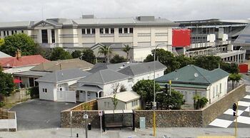 Eden Park Motel