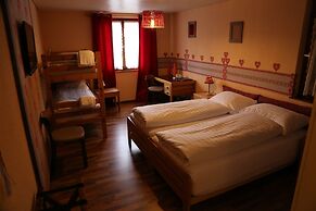 Hotel Restaurant Surselva
