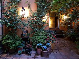 Legado Mitico Salta Boutique Hotel