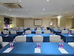 Crowne Plaza Pune City Centre by IHG