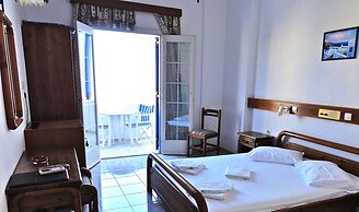 Levante Beach Hotel