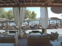 Levante Beach Hotel