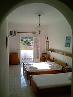Levante Beach Hotel