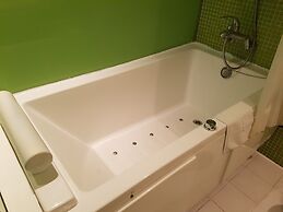 Dong Seoul Hotel