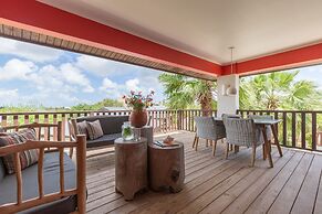 Morena Resort