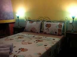 Mythos Guesthouse