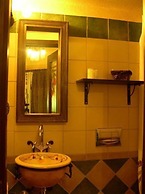 Mythos Guesthouse