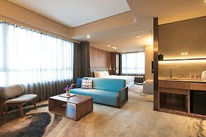 Home Hotel