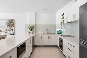 Noosa Outrigger Beach Resort