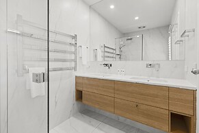 Noosa Outrigger Beach Resort