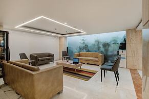 Iris Park Hotel