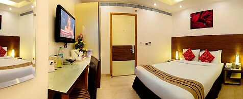 Iris Park Hotel
