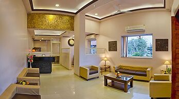 Niralidhani Ethnic Resort
