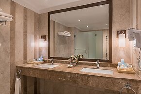 Henann Resort Alona Beach