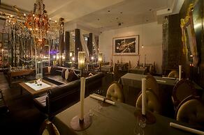 Backstage Boutique SPA Hotel