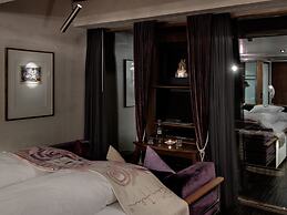 Backstage Boutique SPA Hotel