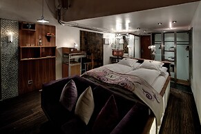 Backstage Boutique SPA Hotel