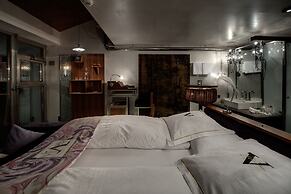 Backstage Boutique SPA Hotel